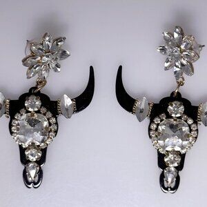 Steer head shaped earrings, lots of crystals, bling, NWOT